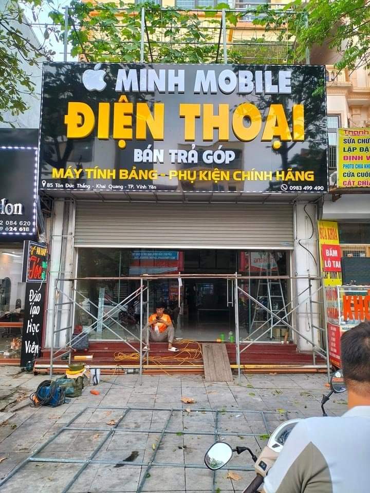 Bảng hiệu MINH MOBILE